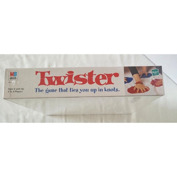 Twister Board Game – Brand New / Sealed – Classic Hasbro Party Game - Picture 3 of 4